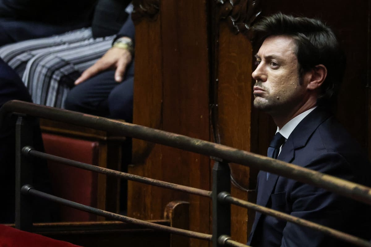 Giambruno, alta tensione con Giuseppe Brindisi: retroscena a Mediaset