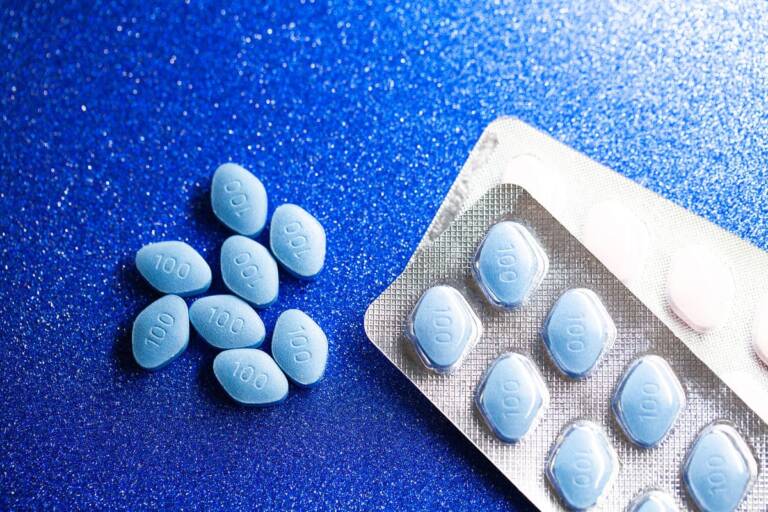 SH_pastiglie_blu_viagra_medicinali-768x512.jpg