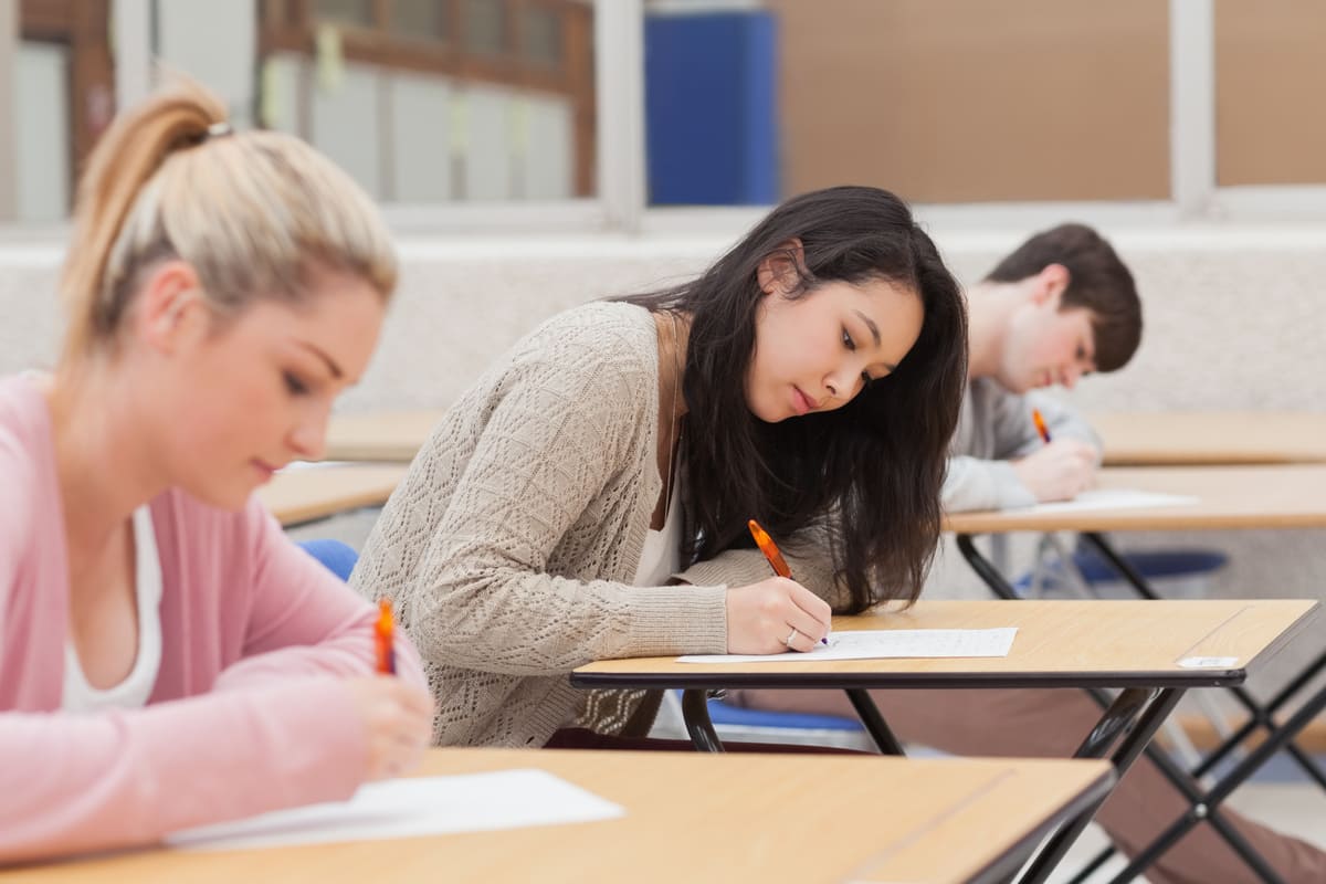 TestBusters: così gli studenti aiutano i loro pari a passare i test d’ingresso