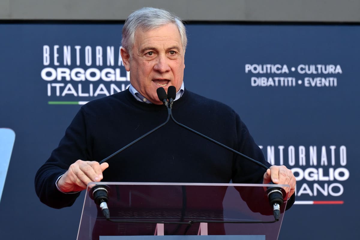 Tajani: “L’Italia ha chiesto di sospendere l’accordo di Schengen con la Slovenia”