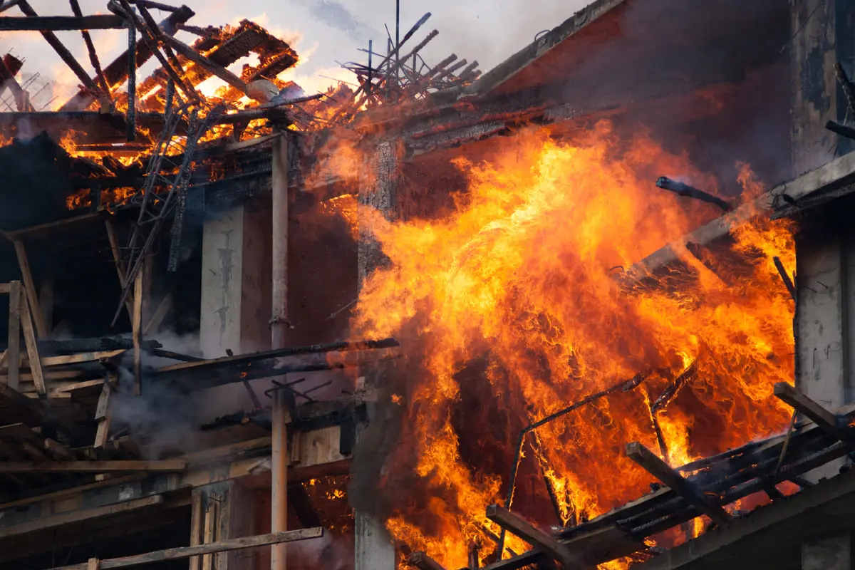 incendio in una casa