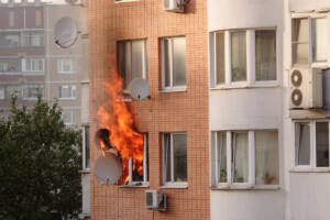 incendio in un condominio