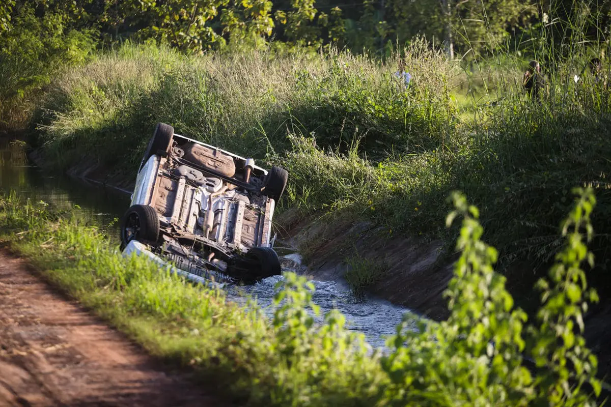 incidente auto canale