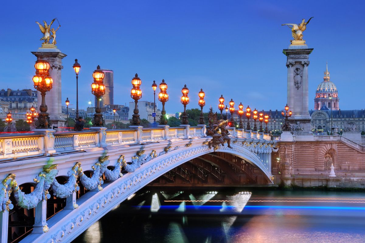Il ponte Alexander III sulla Senna a Parigi