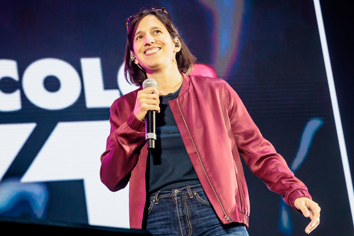 Elly Schlein La Sparata Su Giorgia Meloni Diventata Aggressiva 
