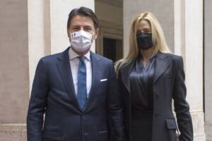 Giuseppe Conte e Olivia Paladino