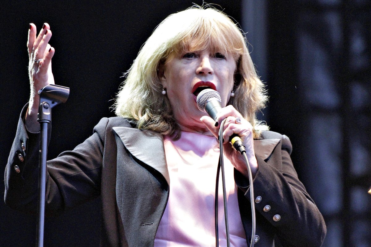 l'artista britannica Marianne Faithfull