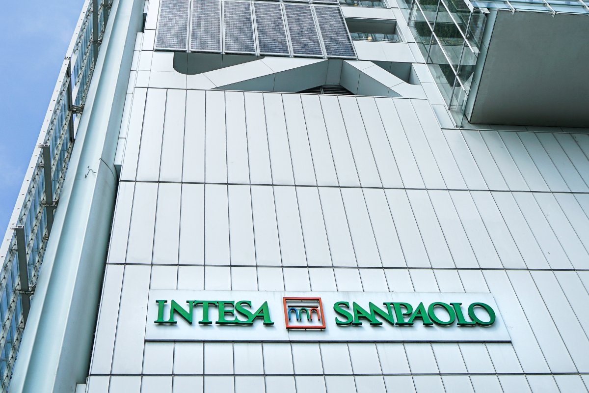 Il palazzo di Banca Intesa Sanpaolo a Torino