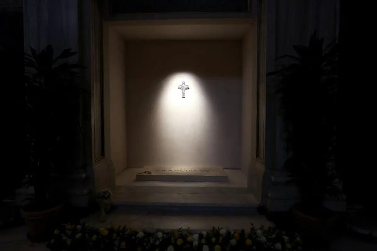 la tomba di Papa Francesco