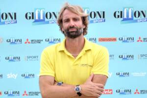 Massimiliano Rosolino con una polo gialla