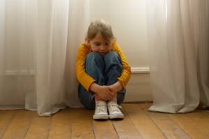 Una bambina triste