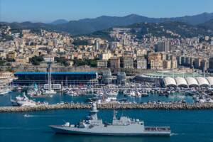 La Nave Schergat (F 598) a Genova