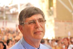 l'uomo di chiesa Don Maurizio Patriciello