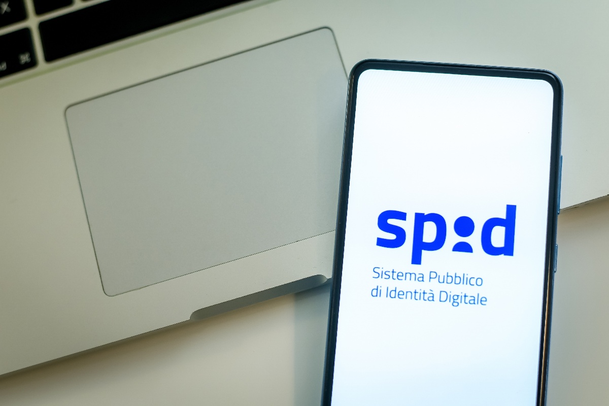 Schermata SPID su smartphone: il Sistema Pubblico di Identità Digitale.