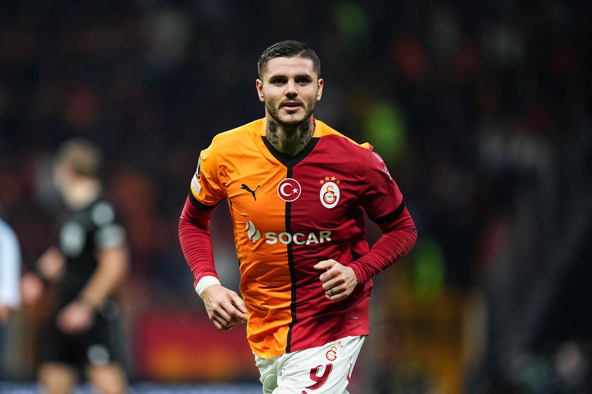 l'attaccante argentino Mauro Icardi con la maglia del Galatasaray