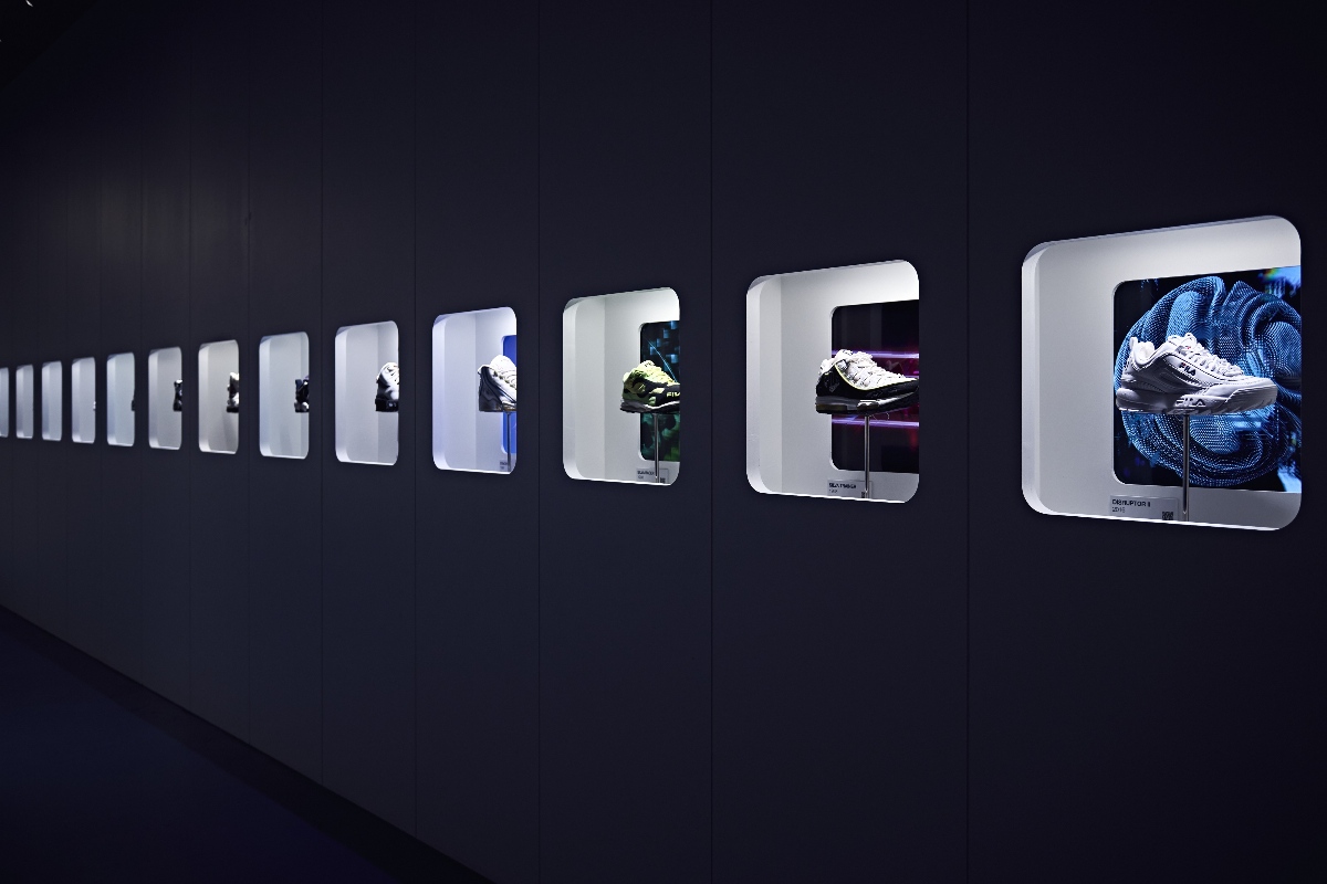 Spazio espositivo interno del FILA Brand Experience Center.
