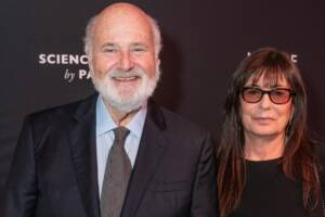 il regista Rob Reiner con sua moglie Michele Singer ad un evento