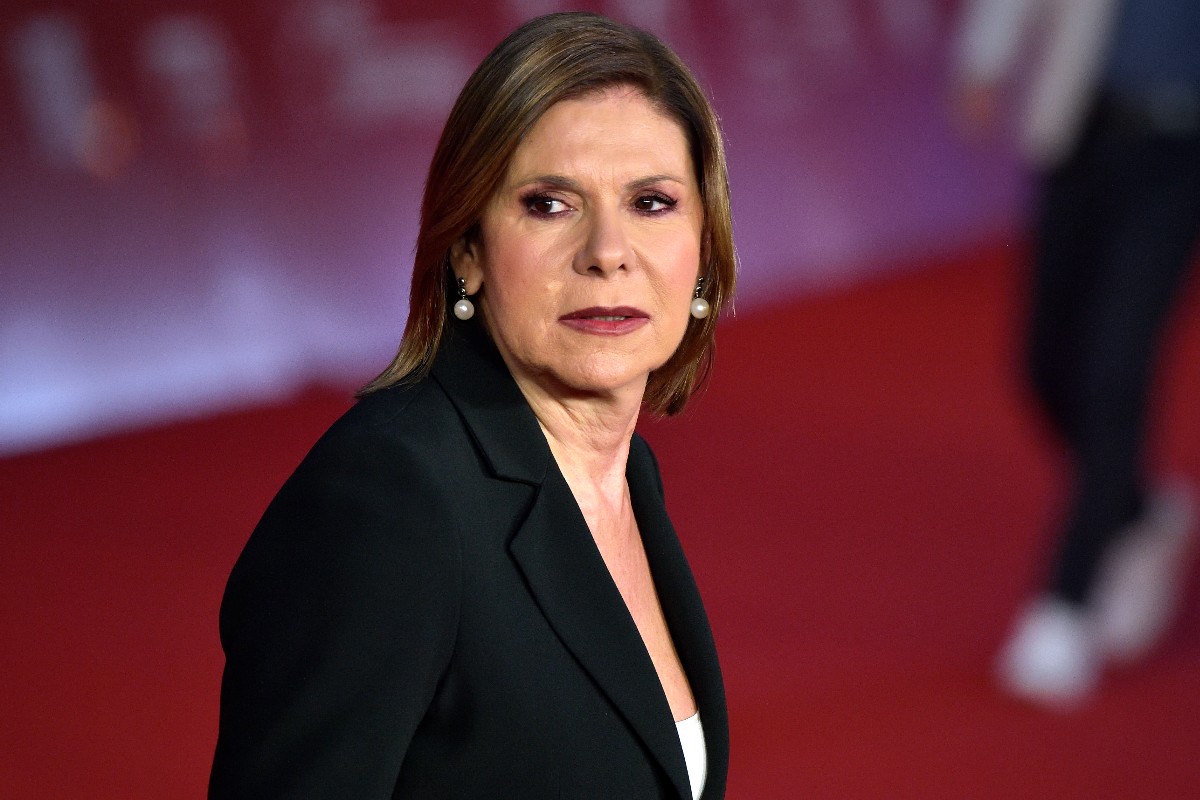 Bianca Berlinguer in abito elegante sul red carpet a Roma