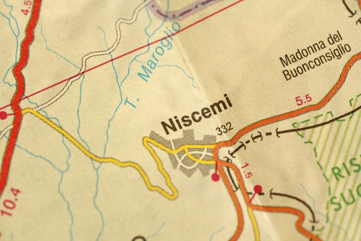 Niscemi sulla cartina geografica