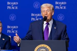 Donald Trump inaugura il Board of Peace per Gaza a Washington