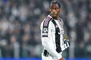 l'attaccante della Juventus Jonathan David nel match contro il Galatasaray in Champions League