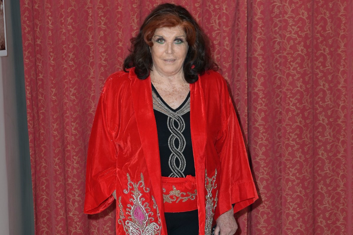 la contessa Patrizia De Blanck con una giacca rossa ad un evento