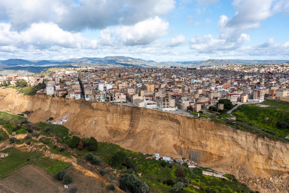 visuale della frana a Niscemi