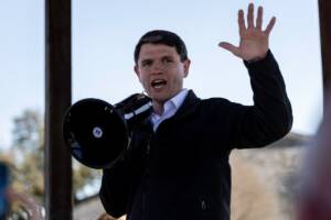 James Talarico candidato al Senato del Texas durante i primi risultati elettorali del 3 marzo 2026 ad Austin, in Texas.