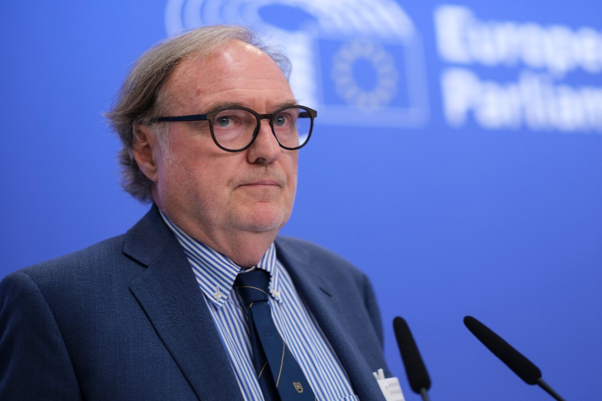 Cuno Jakob Tarfusser con gli occhiali