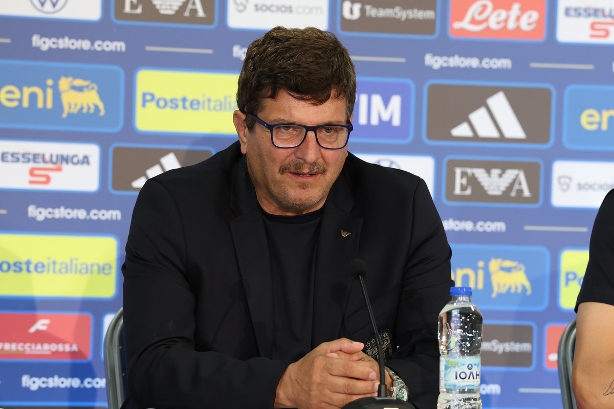 Silvio Baldini in conferenza stampa da CT dell'Italia