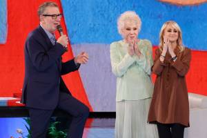 Fabio Fazio, Ornella Vanoni e Luciana Littizzetto a Che Tempo Che Fa durante una puntata