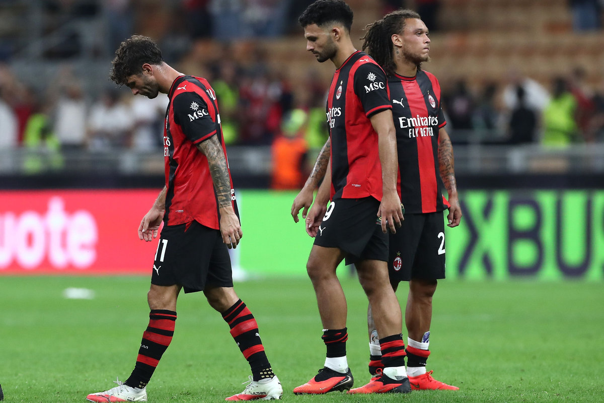 Pulisic, Ramos e Diego Moreira con la maglia del Milan dopo sconfitta contro Benfica