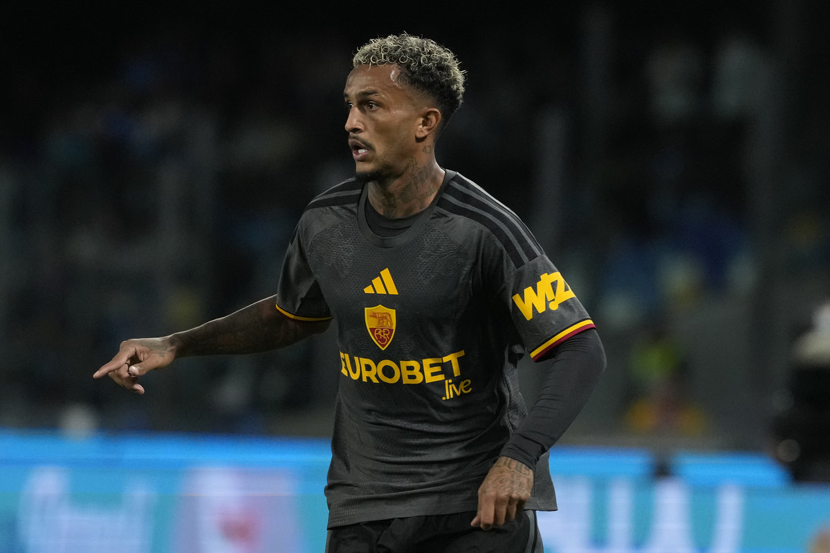 l'esterno brasiliano della Roma Wesley